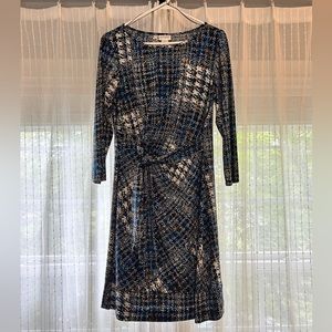 Long sleeve maternity dress